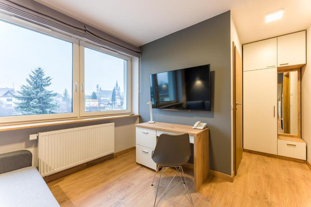Hotel***Gorce ノヴィ・タルク エクステリア 写真