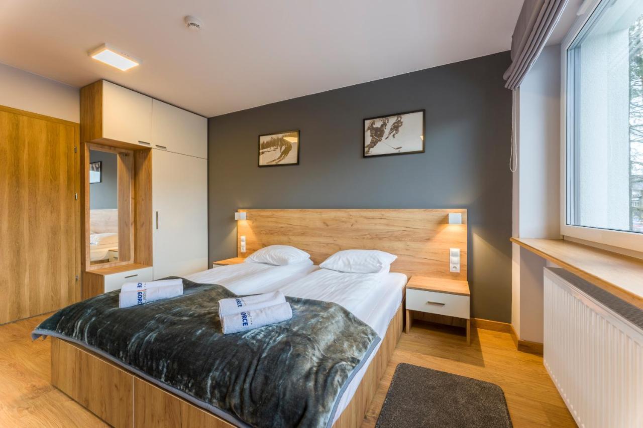 Hotel***Gorce ノヴィ・タルク エクステリア 写真